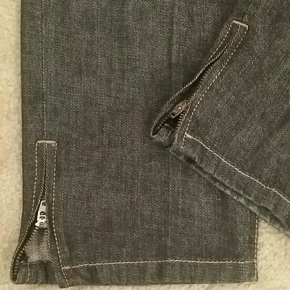 Jeans - Picture 4 of 5